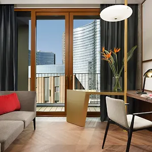 4* Hotell Verticale | Esperienze